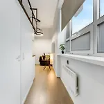 Апартаменти Modern Loft In Center *