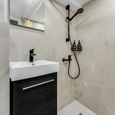 City Apartments 아파트 탈린