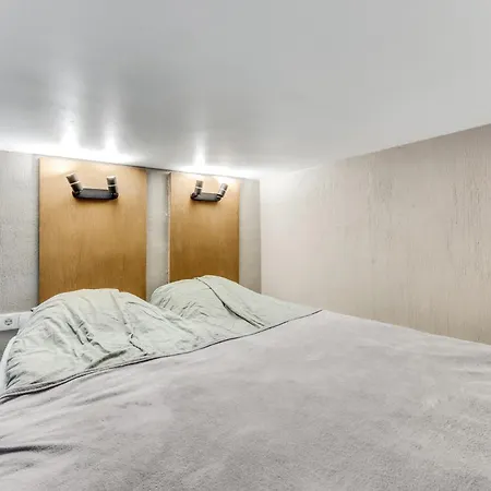 아파트 City Apartments *